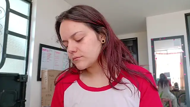 Scarletleon77 online show from May 7, 2:42 pm