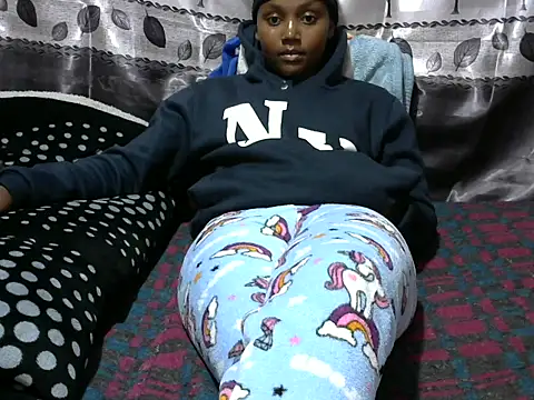 Sweet kelsiey online show from March 18, 12:19 am