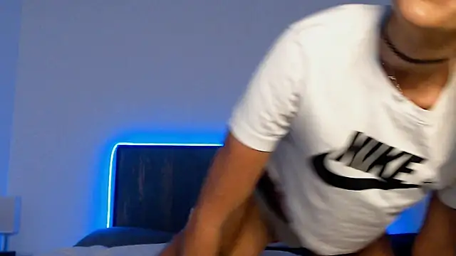 UK Tall Barbie Slut online show from November 17, 7:34 am