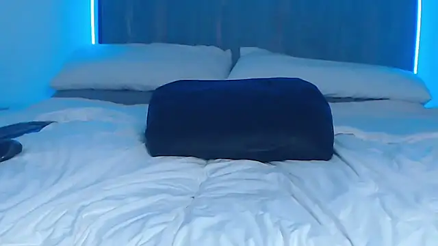 UK Tall Barbie Slut online show from October 24, 6:45 am