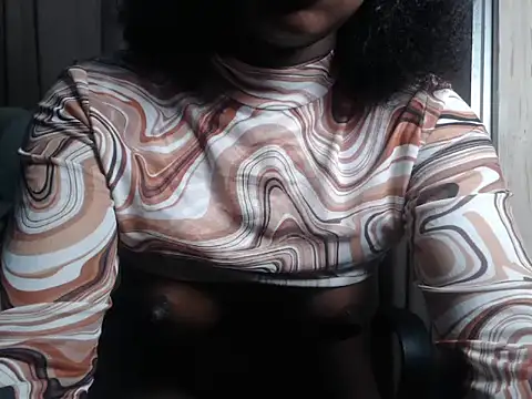 Snapshot of leslie_bebby2 chatting on June 14, 11:17 pm leslie bebby2 online show from June 14, 11:17 pm