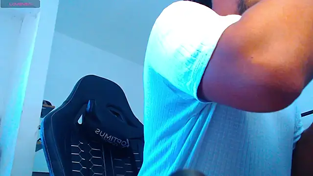 yosoy enzo2020 online show from February 10, 1:10 pm