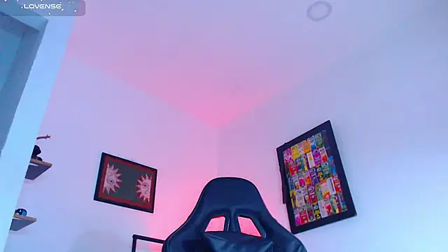 Snapshot of yosoy_enzo2020 chatting on December 5, 3:38 am yosoy enzo2020 online show from December 5, 3:38 am