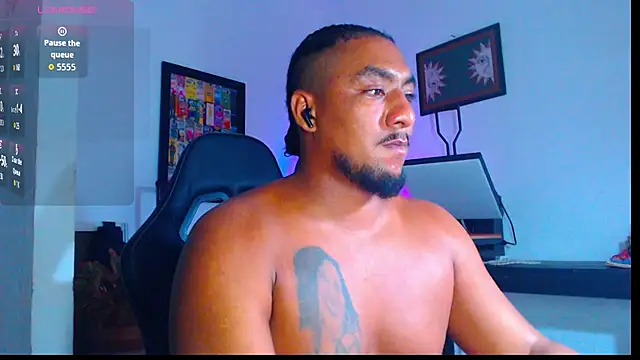 yosoy enzo2020 online show from April 7, 4:47 am