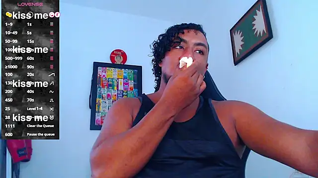 Snapshot of yosoy_enzo2020 chatting on October 3, 5:14 pm yosoy enzo2020 online show from October 3, 5:14 pm