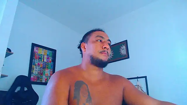 yosoy enzo2020 online show from February 13, 12:49 pm