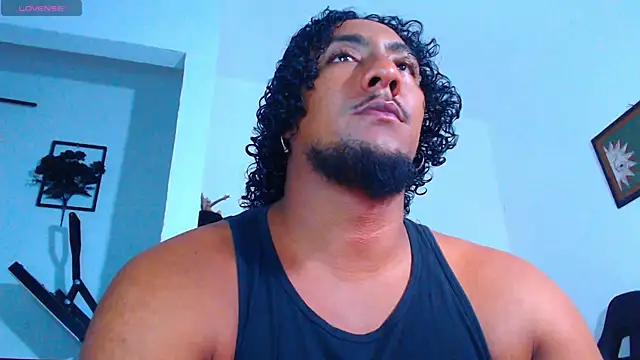 Snapshot of yosoy_enzo2020 chatting on November 29, 2:44 am yosoy enzo2020 online show from November 29, 2:44 am