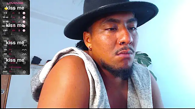 Snapshot of yosoy_enzo2020 chatting on February 28, 5:26 am yosoy enzo2020 online show from February 28, 5:26 am