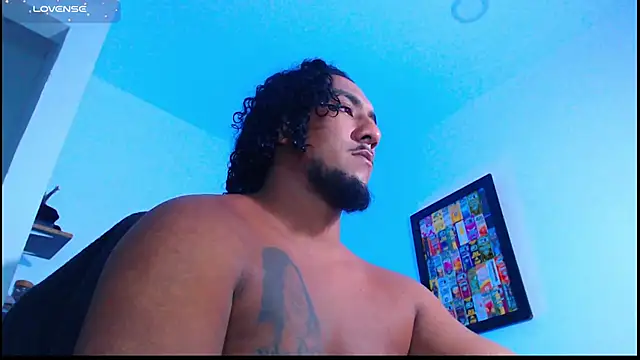 Snapshot of yosoy_enzo2020 chatting on December 15, 11:42 pm yosoy enzo2020 online show from December 15, 11:42 pm