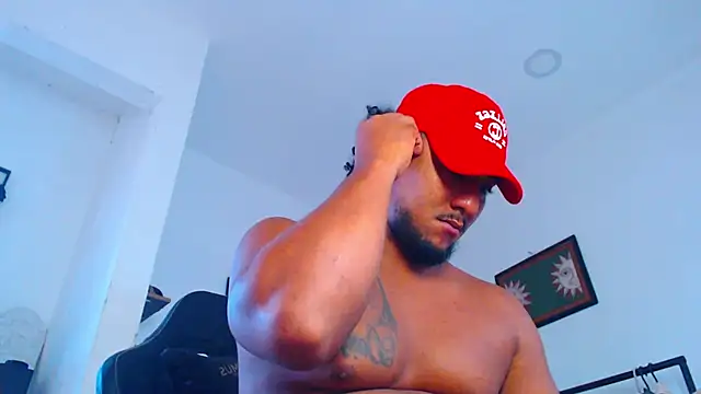 yosoy enzo2020 online show from February 15, 12:26 pm