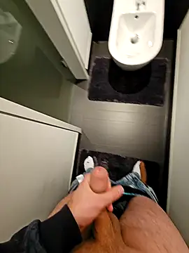 Snapshot of thesmiledoc chatting on February 18, 11:12 pm thesmiledoc online show from February 18, 11:12 pm