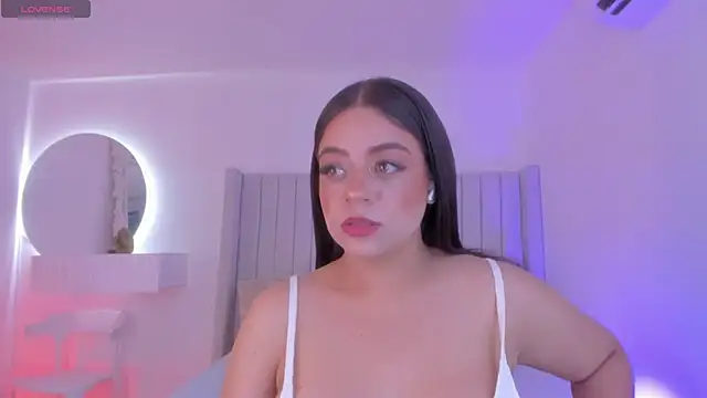 Snapshot of sarah-bonneth chatting on September 15, 11:43 am sarah-bonneth online show from September 15, 11:43 am