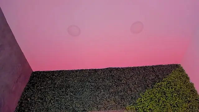 sarah-bonneth online show from February 28, 11:43 am