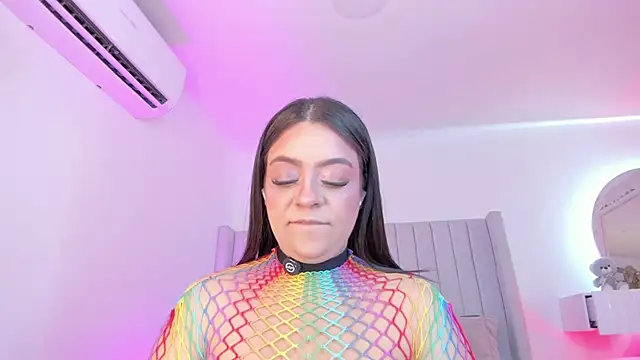 sarah-bonneth online show from February 23, 11:44 am