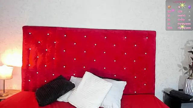 paulinasaeEnz online show from March 17, 1:03 pm