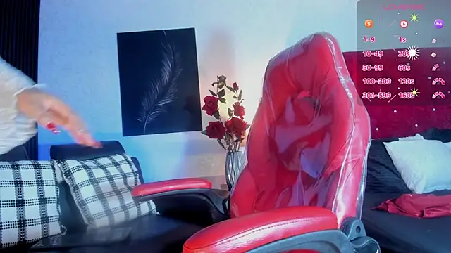 paulinasaeEnz online show from February 12, 1:11 pm