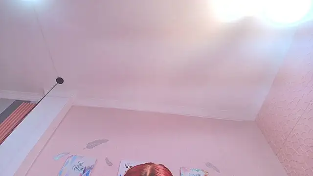 paulinasaeEnz online show from February 25, 3:42 pm