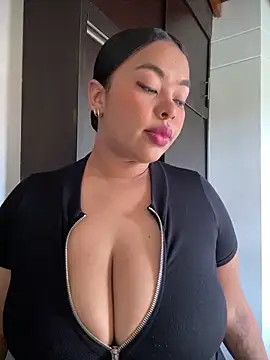 PUSHYLATE online show from November 1, 4:56 pm