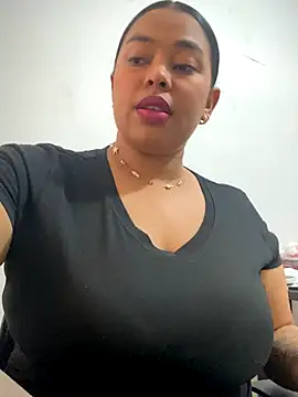 PUSHYLATE online show from December 4, 7:46 pm