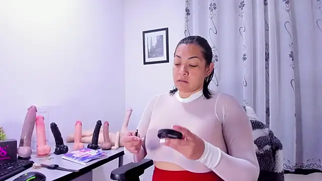 MelissaaCortes online show from March 6, 3:23 am