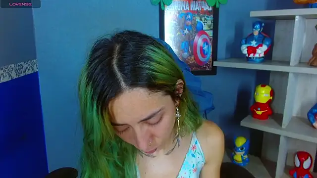 Snapshot of Erika_Stevens chatting on November 27, 12:00 am Erika Stevens online show from November 27, 12:00 am