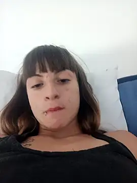 Cristina02 online show from May 8, 4:00 pm