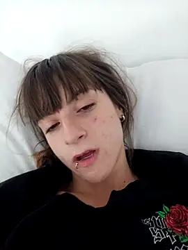 Cristina02 online show from May 15, 8:45 am