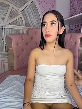 valentina cortes72 online show from October 18, 11:29 pm