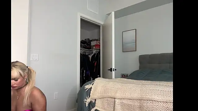 ElenaErickson online show from January 12, 7:42 pm