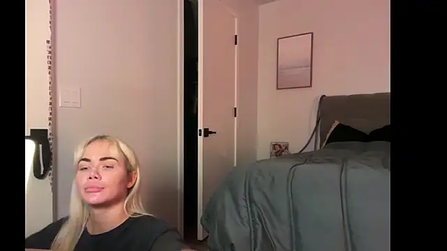 ElenaErickson online show from January 7, 4:50 am