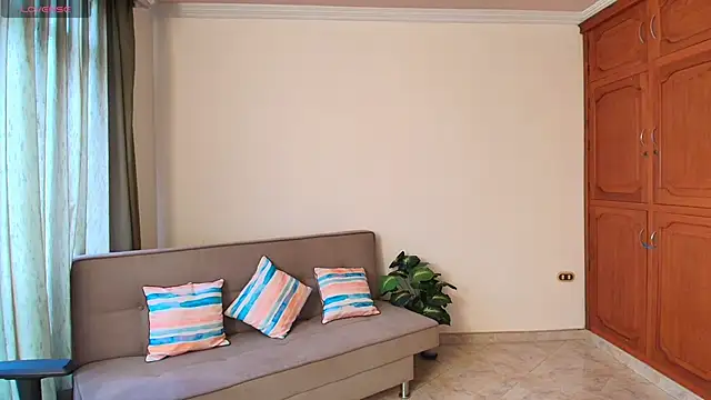 lili jade222 online show from November 8, 12:31 pm