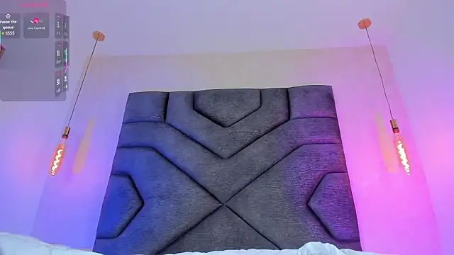 Liinda Saenz online show from March 4, 11:40 am