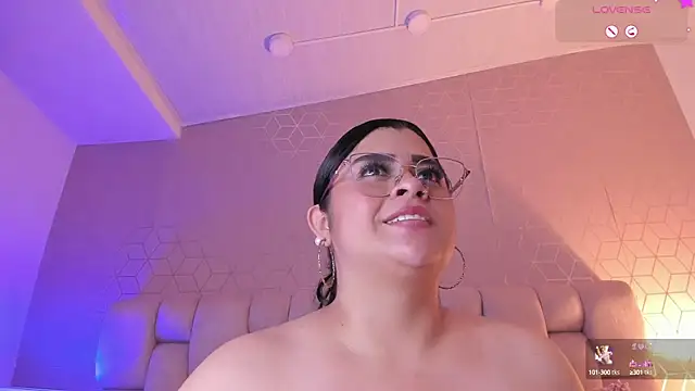 Emilyboobss online show from February 21, 7:45 am
