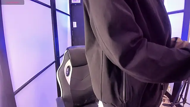 JacksonMuller  online show from November 7, 1:48 pm