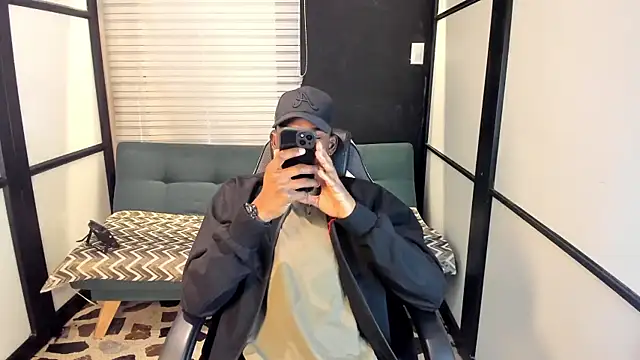 JacksonMuller  online show from November 11, 1:39 pm