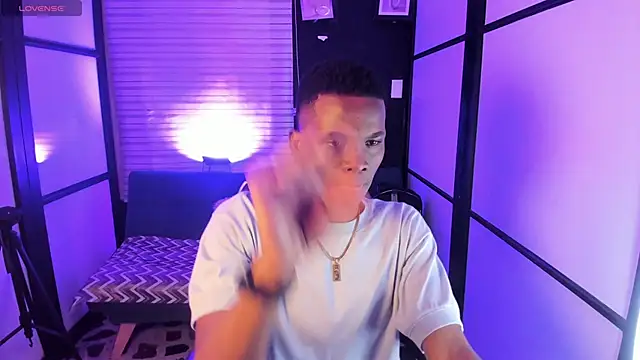 JacksonMuller  online show from November 4, 2:21 pm