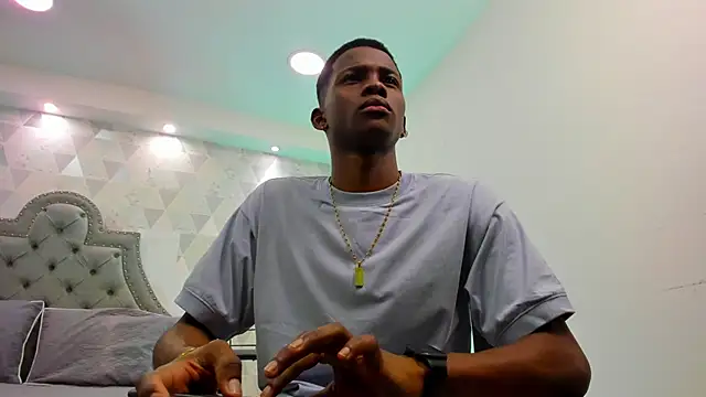 Snapshot of JacksonMuller_ chatting on January 9, 11:36 am JacksonMuller online show from January 9, 11:36 am