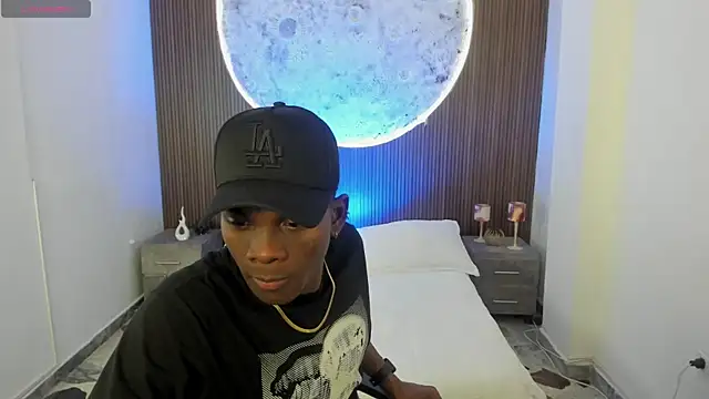 JacksonMuller  online show from March 25, 1:54 pm