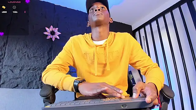 JacksonMuller  online show from December 2, 1:24 pm