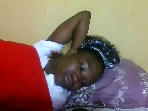 Snapshot of just_nala chatting on November 6, 3:21 am just nala online show from November 6, 3:21 am