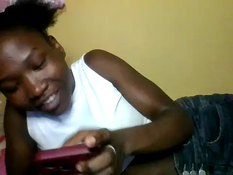 Snapshot of just_nala chatting on October 21, 8:19 pm just nala online show from October 21, 8:19 pm