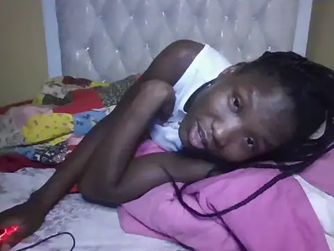 Snapshot of just_nala chatting on December 13, 8:04 pm just nala online show from December 13, 8:04 pm