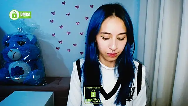 Snapshot of dakota_senju chatting on February 21, 3:56 am dakota senju online show from February 21, 3:56 am