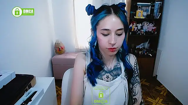 Snapshot of dakota_senju chatting on January 27, 4:11 pm dakota senju online show from January 27, 4:11 pm