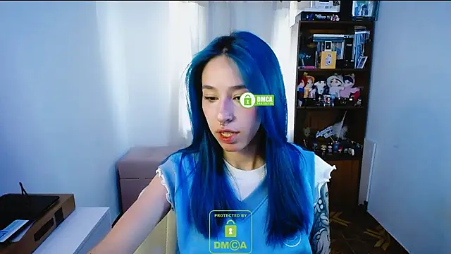 Snapshot of dakota_senju chatting on December 15, 1:00 pm dakota senju online show from December 15, 1:00 pm