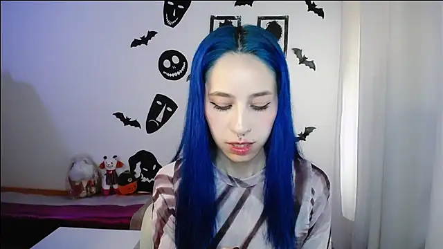 Snapshot of dakota_senju chatting on October 10, 2:40 pm dakota senju online show from October 10, 2:40 pm