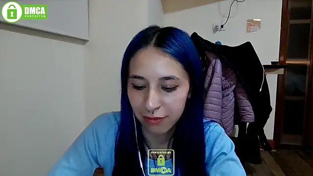 Snapshot of dakota_senju chatting on January 5, 4:14 am dakota senju online show from January 5, 4:14 am