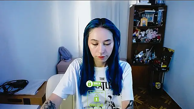 Snapshot of dakota_senju chatting on December 5, 2:28 pm dakota senju online show from December 5, 2:28 pm