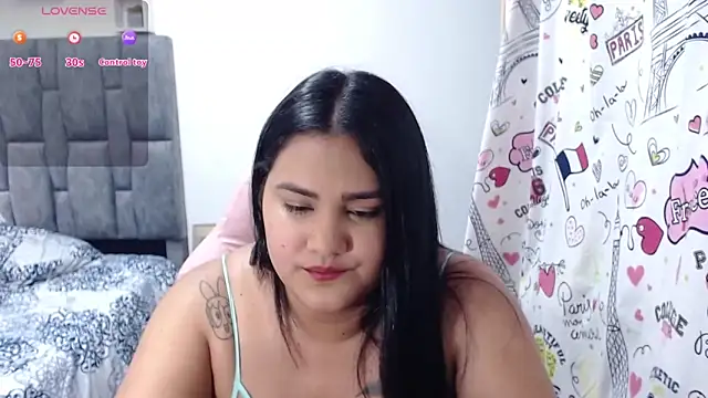 Snapshot of Alicelunaa chatting on November 23, 8:41 pm Alicelunaa online show from November 23, 8:41 pm