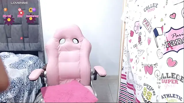 Alicelunaa online show from March 24, 9:48 pm